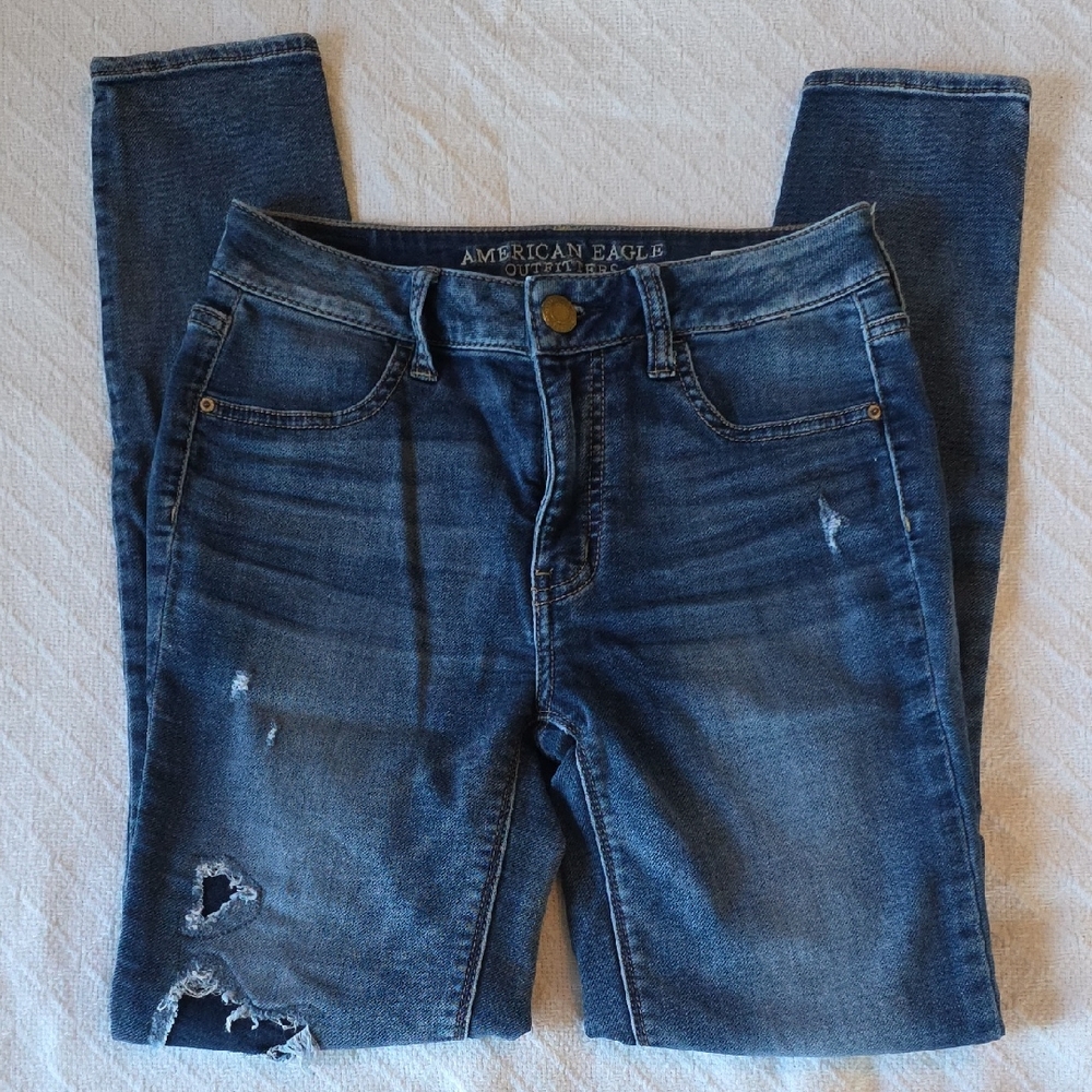 American Eagle Outfitters Women's Dark Blue Ripped Skinny Jeans